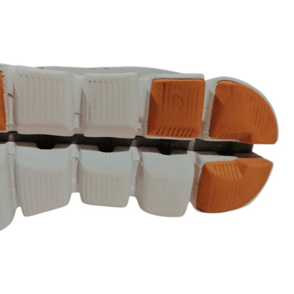 ON RUNNING Cloud Running Shoes Size 6 - Picture 15 of 16